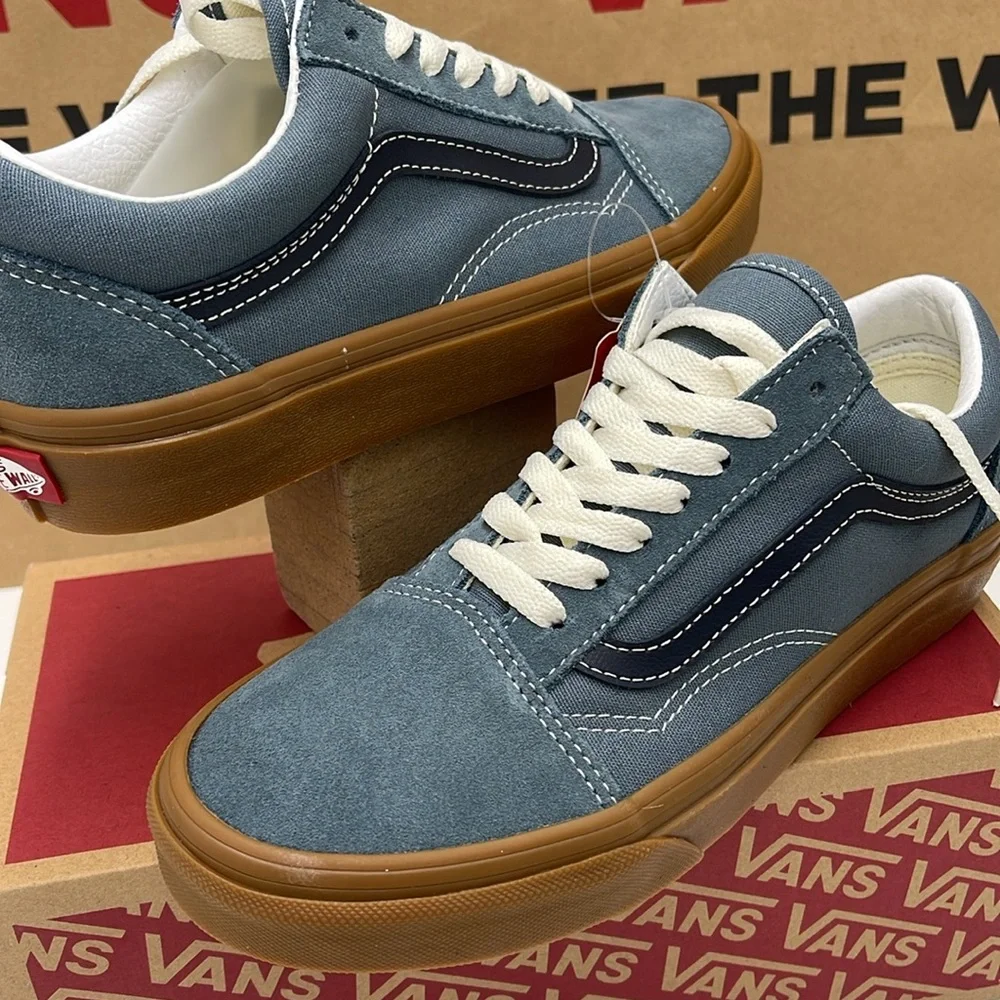 Vans WMNS Old Skool
Vintage Gum Stormy Weather
VN0A5KRSRV2 Sneakers - Picture 10 of 16